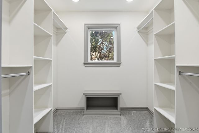 2550 E 17th Street, Tulsa, OK 74104