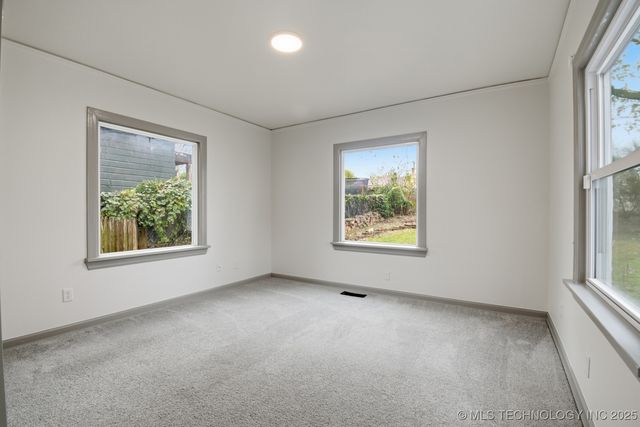 2550 E 17th Street, Tulsa, OK 74104