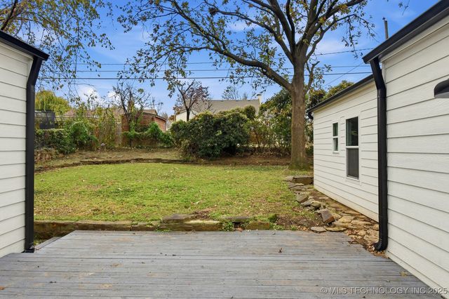 2550 E 17th Street, Tulsa, OK 74104