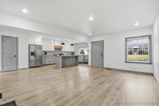 2550 E 17th Street, Tulsa, OK 74104