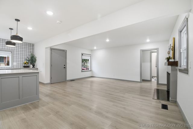 2550 E 17th Street, Tulsa, OK 74104