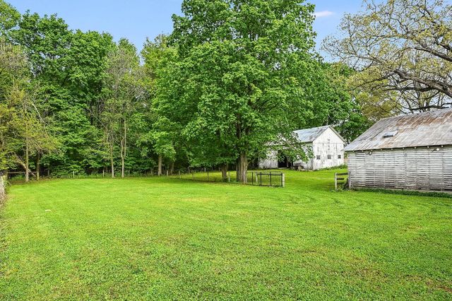 22835 US Highway 12, Edwardsburg, MI 49112