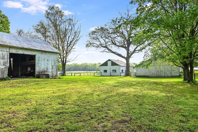 22835 US Highway 12, Edwardsburg, MI 49112