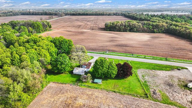 22835 US Highway 12, Edwardsburg, MI 49112