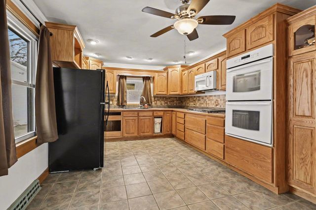 22835 US Highway 12, Edwardsburg, MI 49112
