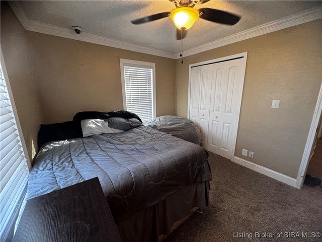 1717 Klerner Lane, New Albany, IN 47150