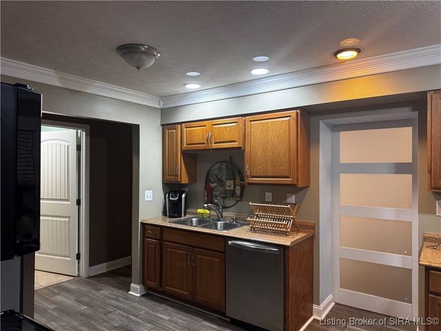 1717 Klerner Lane, New Albany, IN 47150