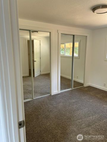 21 E North Lake Drive, Shelton, WA 98584