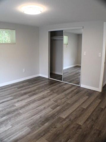 21841 Main Street, Reeds Spring, MO 65737