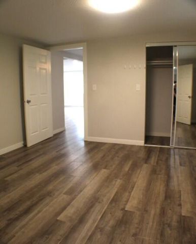 21841 Main Street, Reeds Spring, MO 65737