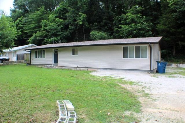 21841 Main Street, Reeds Spring, MO 65737