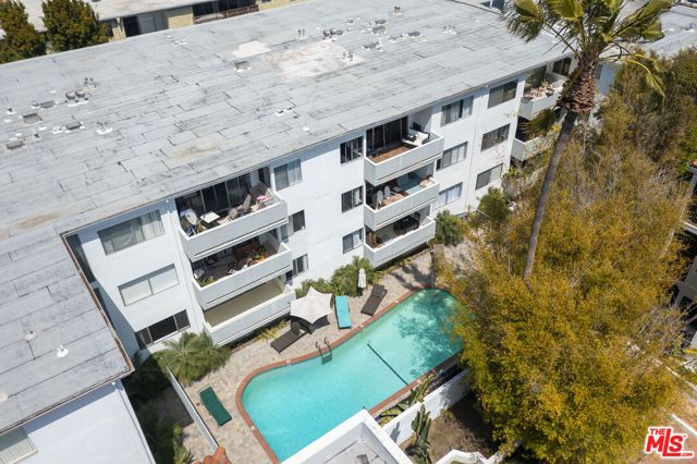 537 San Vicente Boulevard, Santa Monica, CA 90402