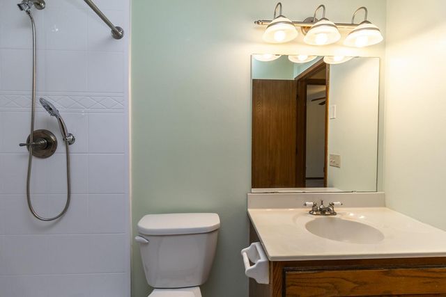 16211 Flagstaff Court S, Lakeville, MN 55068