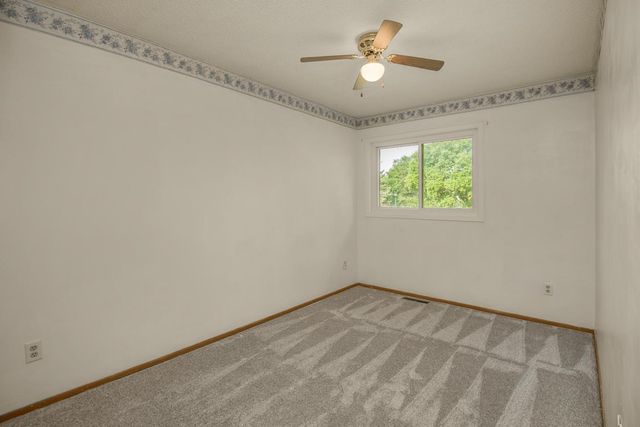 16211 Flagstaff Court S, Lakeville, MN 55068