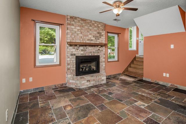 16211 Flagstaff Court S, Lakeville, MN 55068