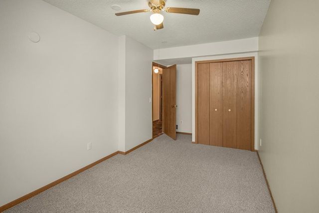 16211 Flagstaff Court S, Lakeville, MN 55068