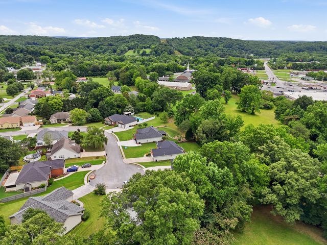 10204 Nissi Way, Soddy Daisy, TN 37379