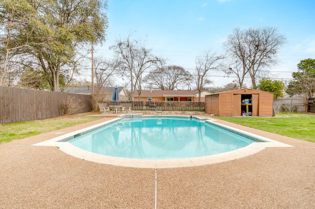 3512 Winifred Drive, Fort Worth, TX 76133