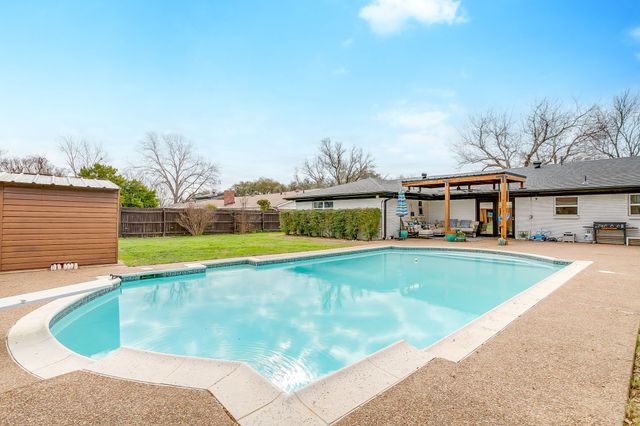 3512 Winifred Drive, Fort Worth, TX 76133