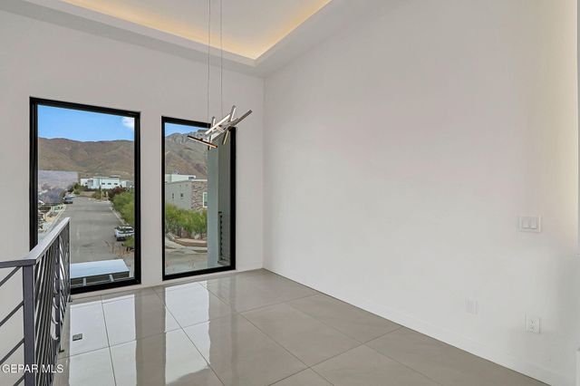 1281 DESERT NIGHT Street, El Paso, TX 79912