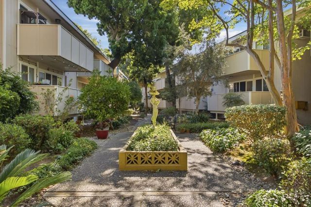1898 Meridian Avenue 48, San Jose, CA 95125