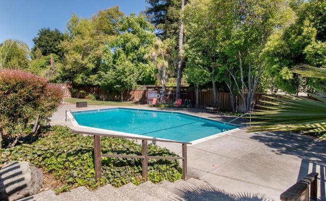 1898 Meridian Avenue 48, San Jose, CA 95125