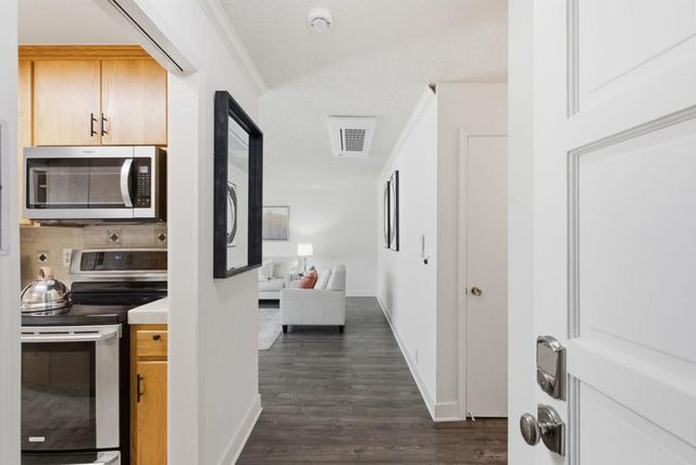1898 Meridian Avenue 48, San Jose, CA 95125