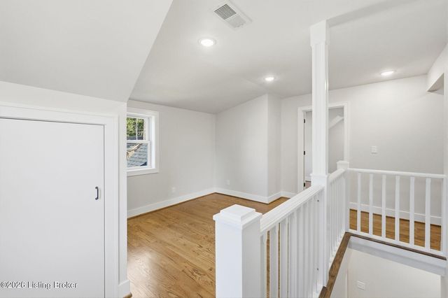 1656 Richmond Dr, Louisville, KY 40205