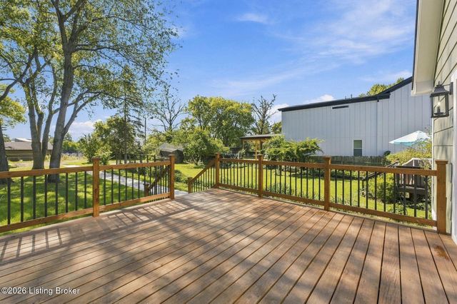 1656 Richmond Dr, Louisville, KY 40205