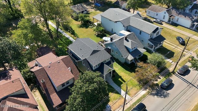1656 Richmond Dr, Louisville, KY 40205