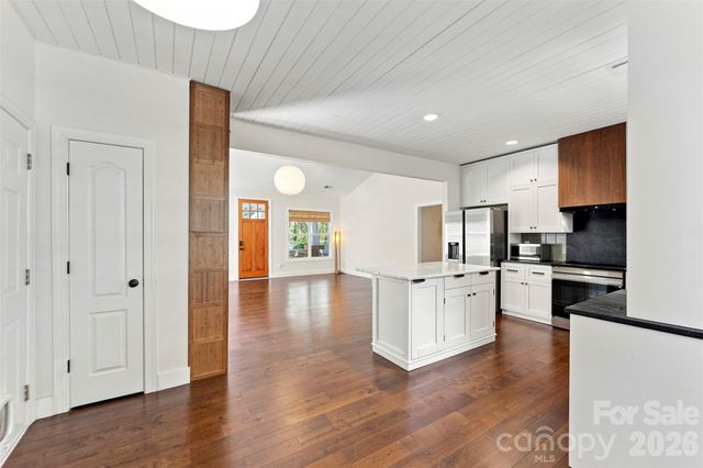 14100 Garden District Row, Huntersville, NC 28078