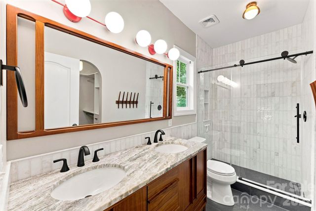 14100 Garden District Row, Huntersville, NC 28078
