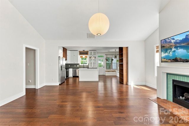 14100 Garden District Row, Huntersville, NC 28078