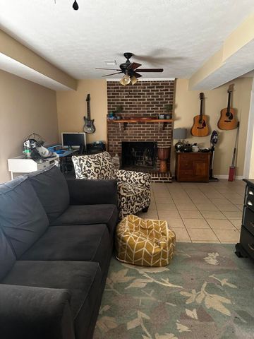 101 Terri Lane, Richmond, KY 40475