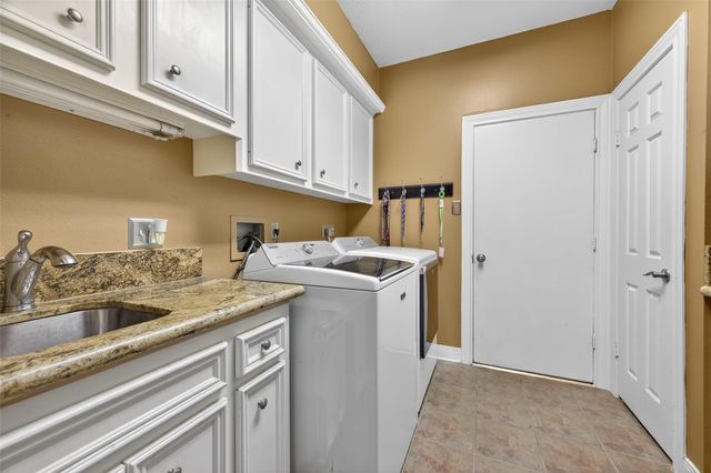 4131 Crow Valley, Missouri City, TX 77459