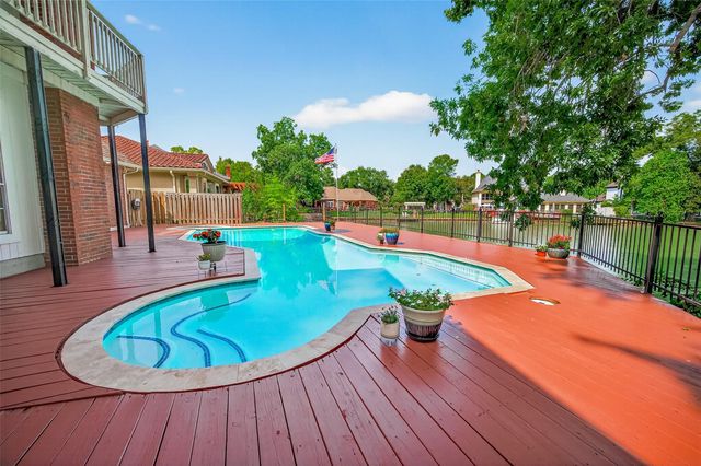 4131 Crow Valley, Missouri City, TX 77459