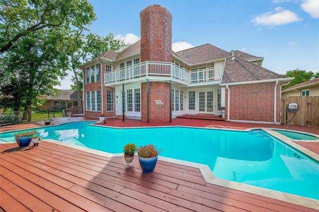 4131 Crow Valley, Missouri City, TX 77459