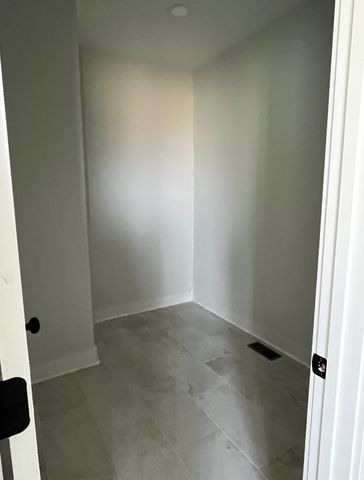 1015 Linder Ridge Rd, Woodlawn, TN 37191