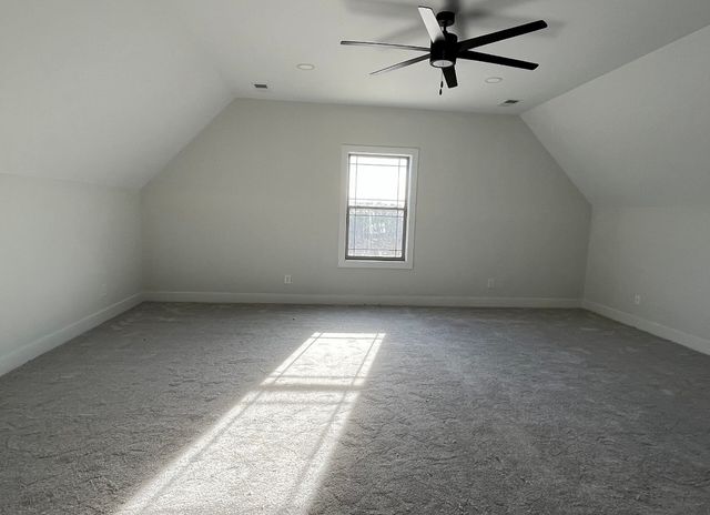 1015 Linder Ridge Rd, Woodlawn, TN 37191