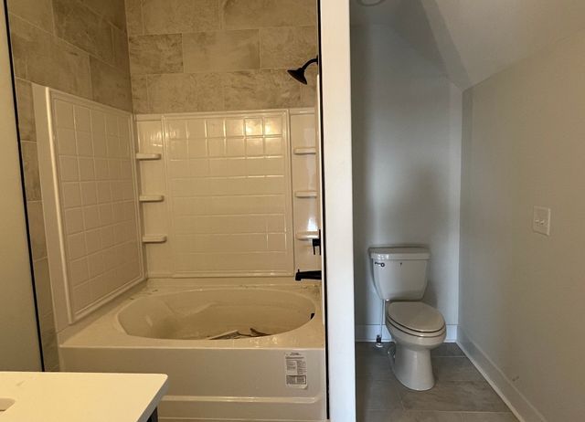 1015 Linder Ridge Rd, Woodlawn, TN 37191