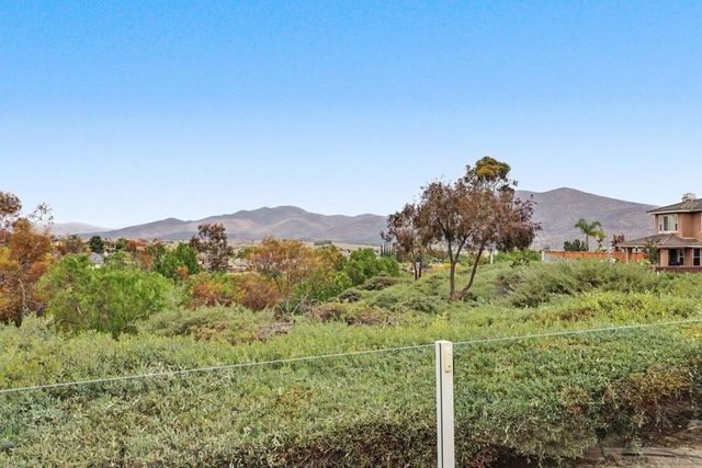 749 Crooked Path Pl, Chula Vista, CA 91914