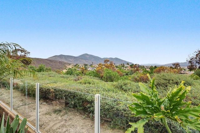 749 Crooked Path Pl, Chula Vista, CA 91914