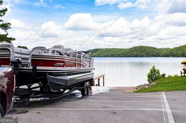 176 Cherokee Drive S, Waleska, GA 30183