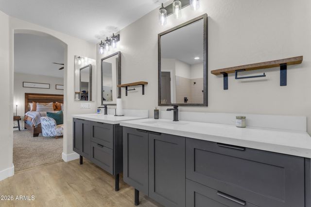 18115 W CARDINAL Drive, Goodyear, AZ 85338