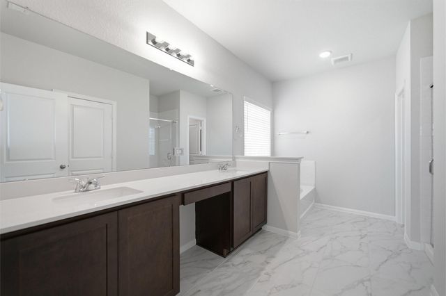 768 Red Mulberry Street, La Marque, TX 77568