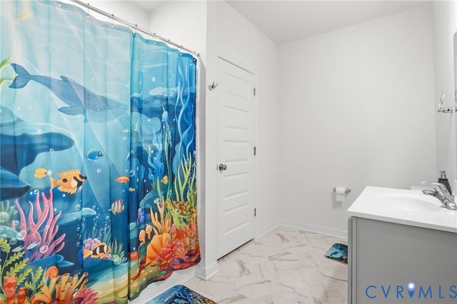 3813 Maze Runner Dr, Midlothian, VA 23112