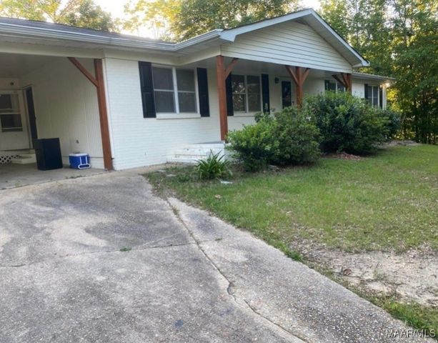 1907 ASHDALE Road, Tuskegee, AL 36083