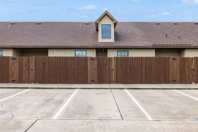 3350 General Parkway, College Station, TX 77845