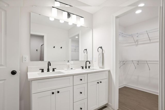 634 Franklin Street, Roberts, WI 54023