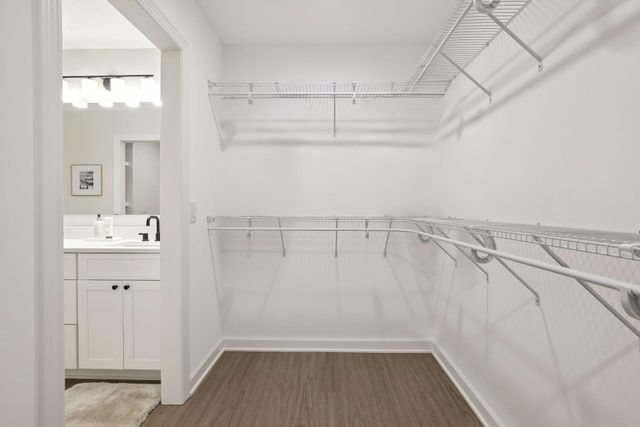 634 Franklin Street, Roberts, WI 54023